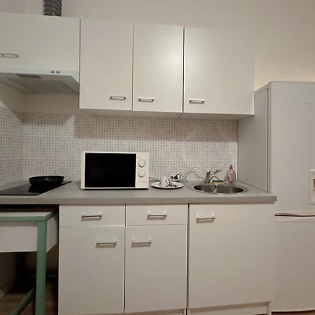 Charmant Studio Avec Balcon Perpignan Eksteriør bilde