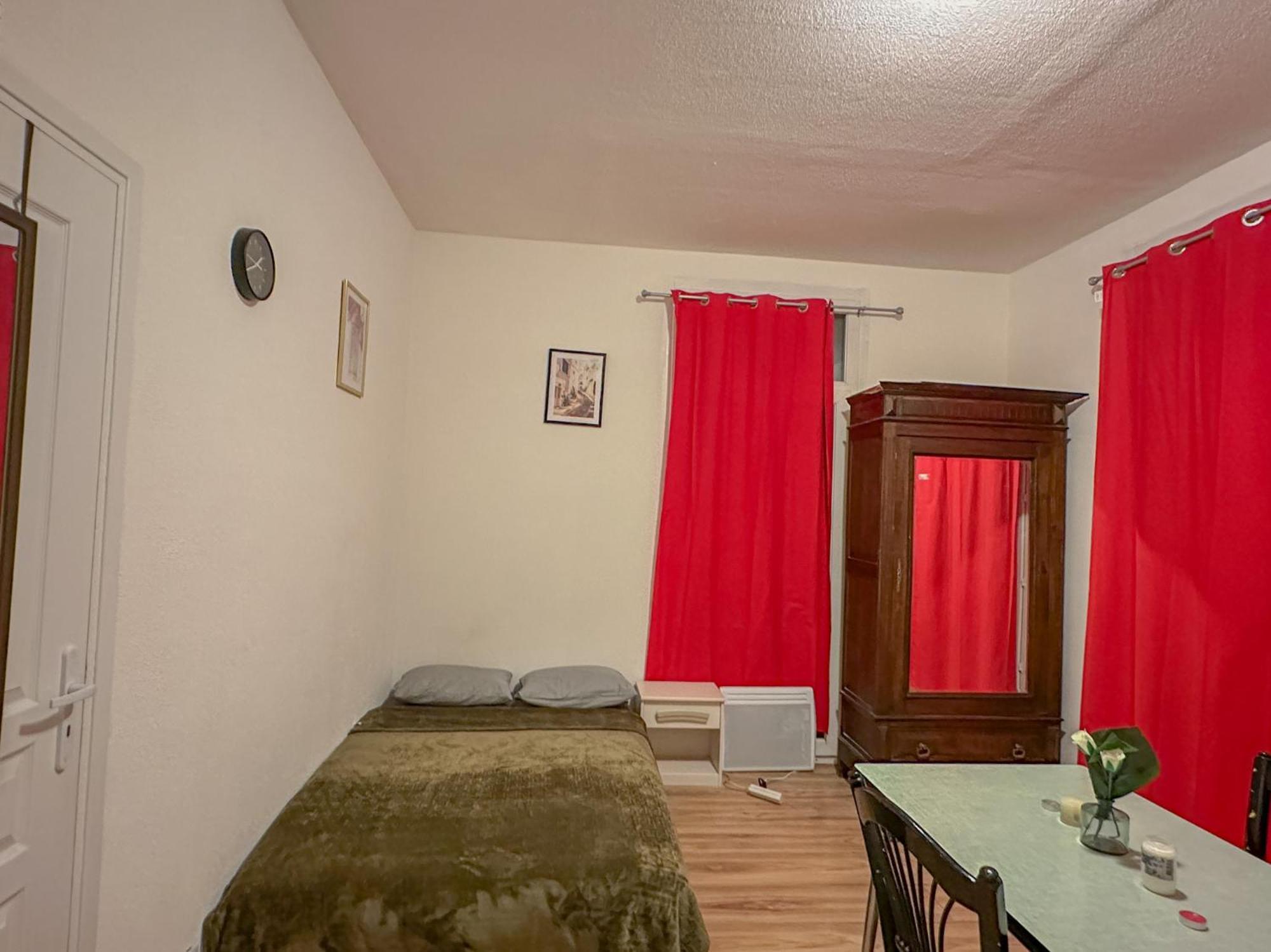 Charmant Studio Avec Balcon Perpignan Eksteriør bilde