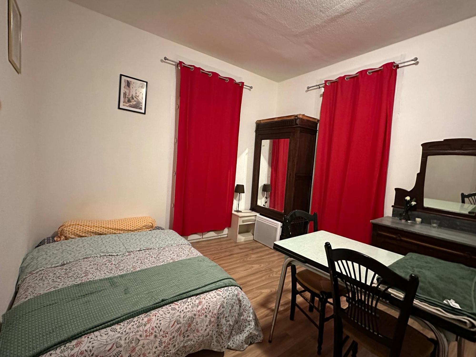 Charmant Studio Avec Balcon Perpignan Eksteriør bilde